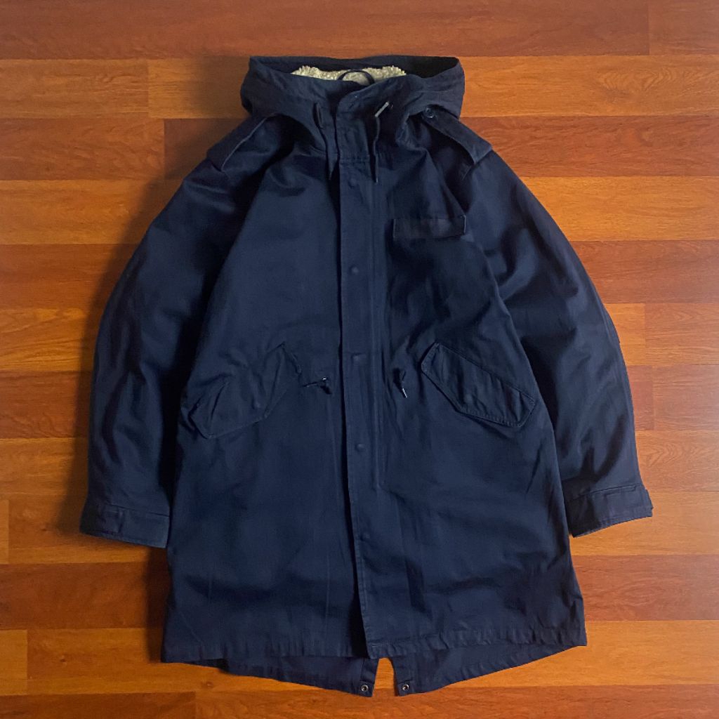 GU by uniqlo fishtail jacket ( L ) pria