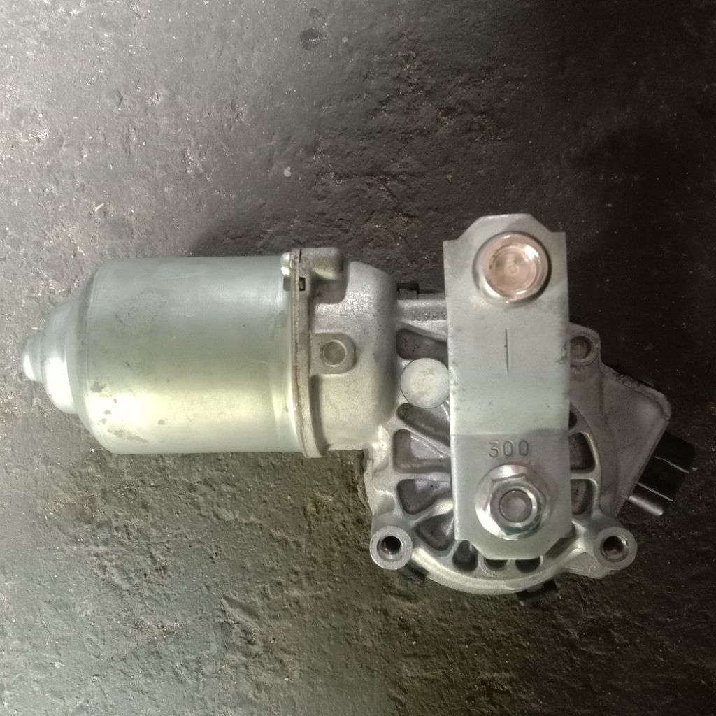 DINAMO WIPER TOYOTA YARIS BAKPAO 2006-2013 ORIGINAL