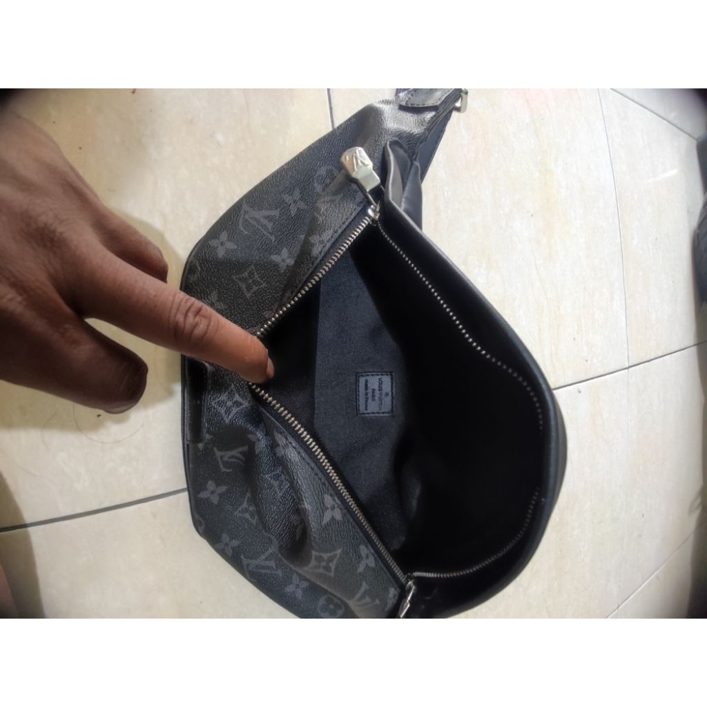 preloved elpong monogram discovery bumbag