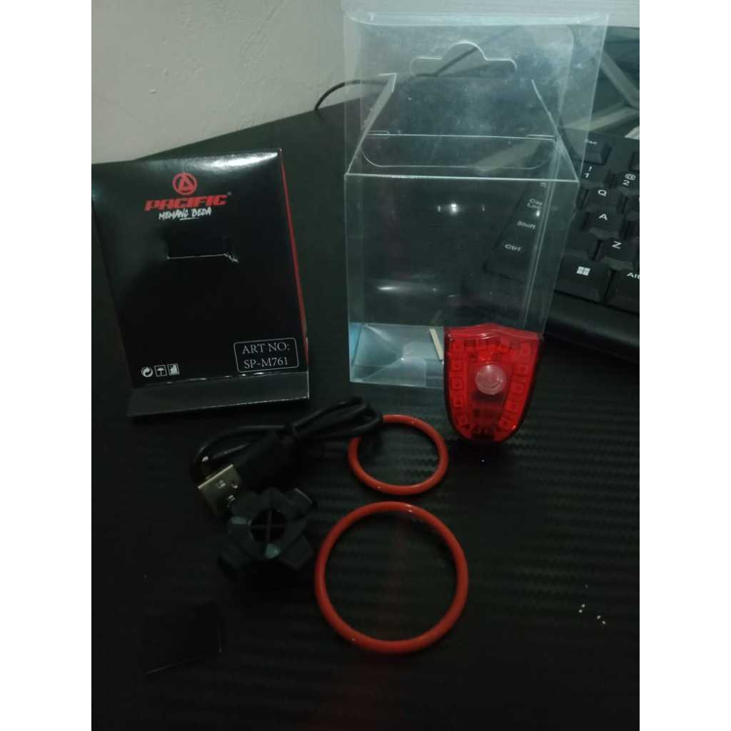 Lampu depan sepeda cas