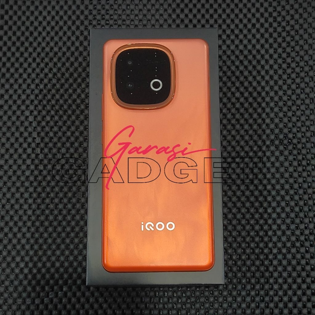 iQoo Neo 10 12/256 GB Garansi Resmi Indonesia Second Bekas Original