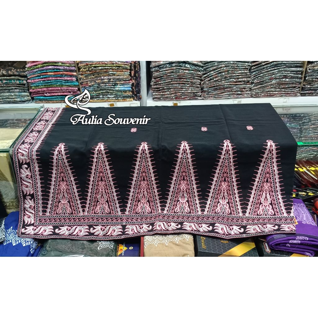 KAIN SONGKET BORDIRAN ACEH