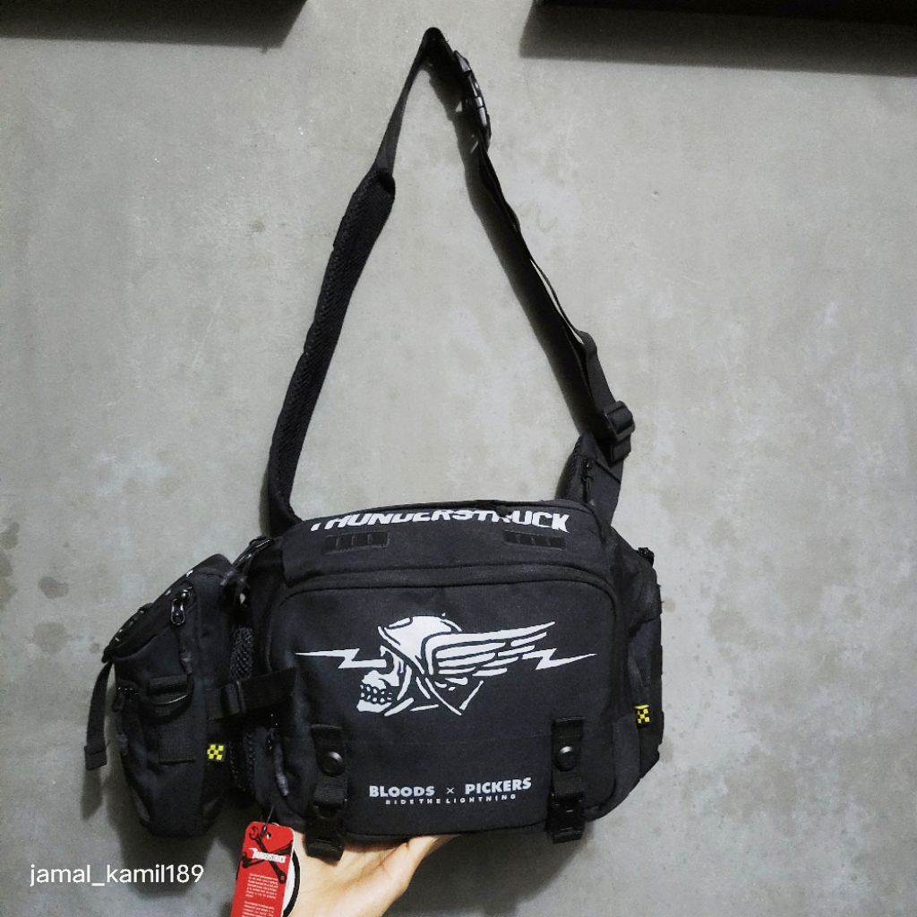 TAS SELEMPANG WAISTBAG BLOODS X THUNDERSTRUCK BLACK ORIGINAL.