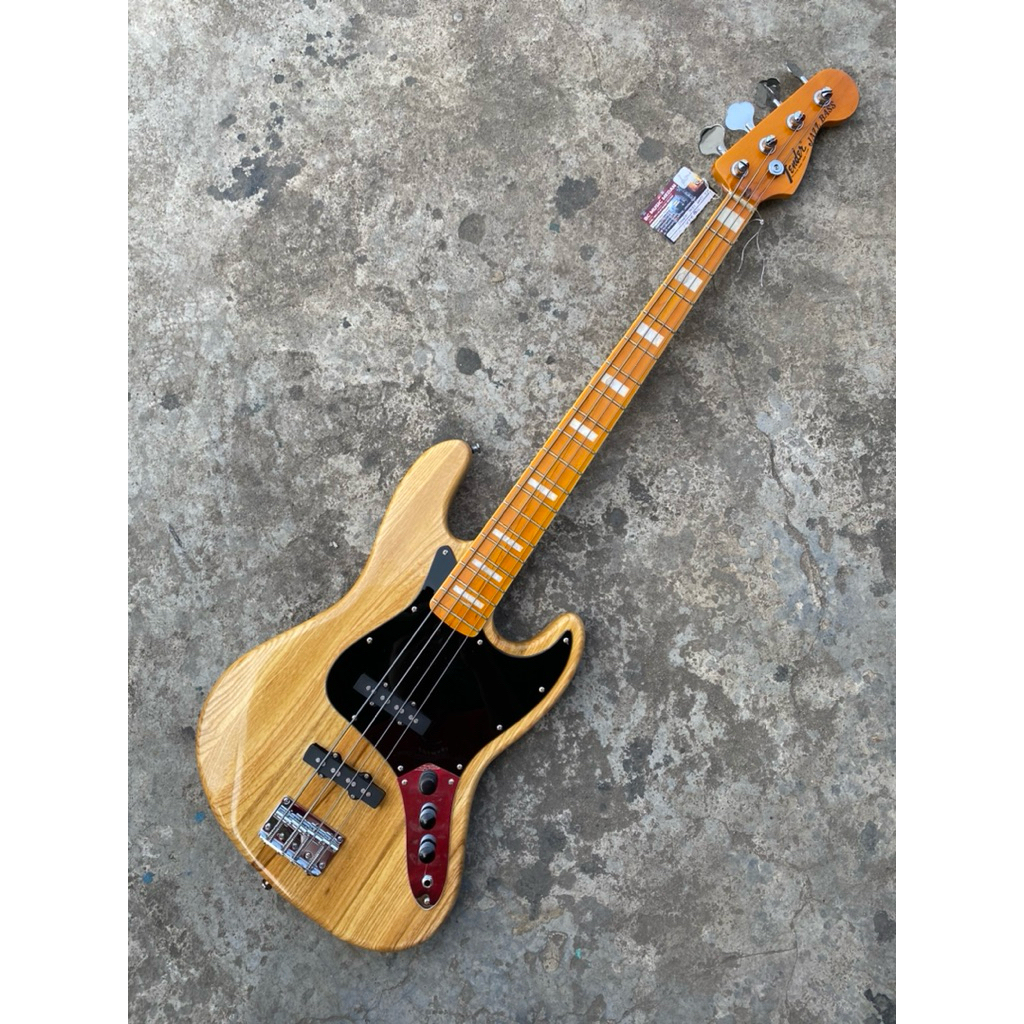 Bass Fender Jazz bass 4 String HQ Second