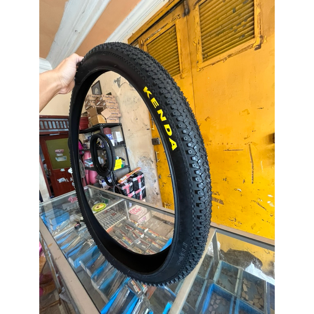 Ban Luar Sepeda Ukuran 27.5 x 1.95 Kenda