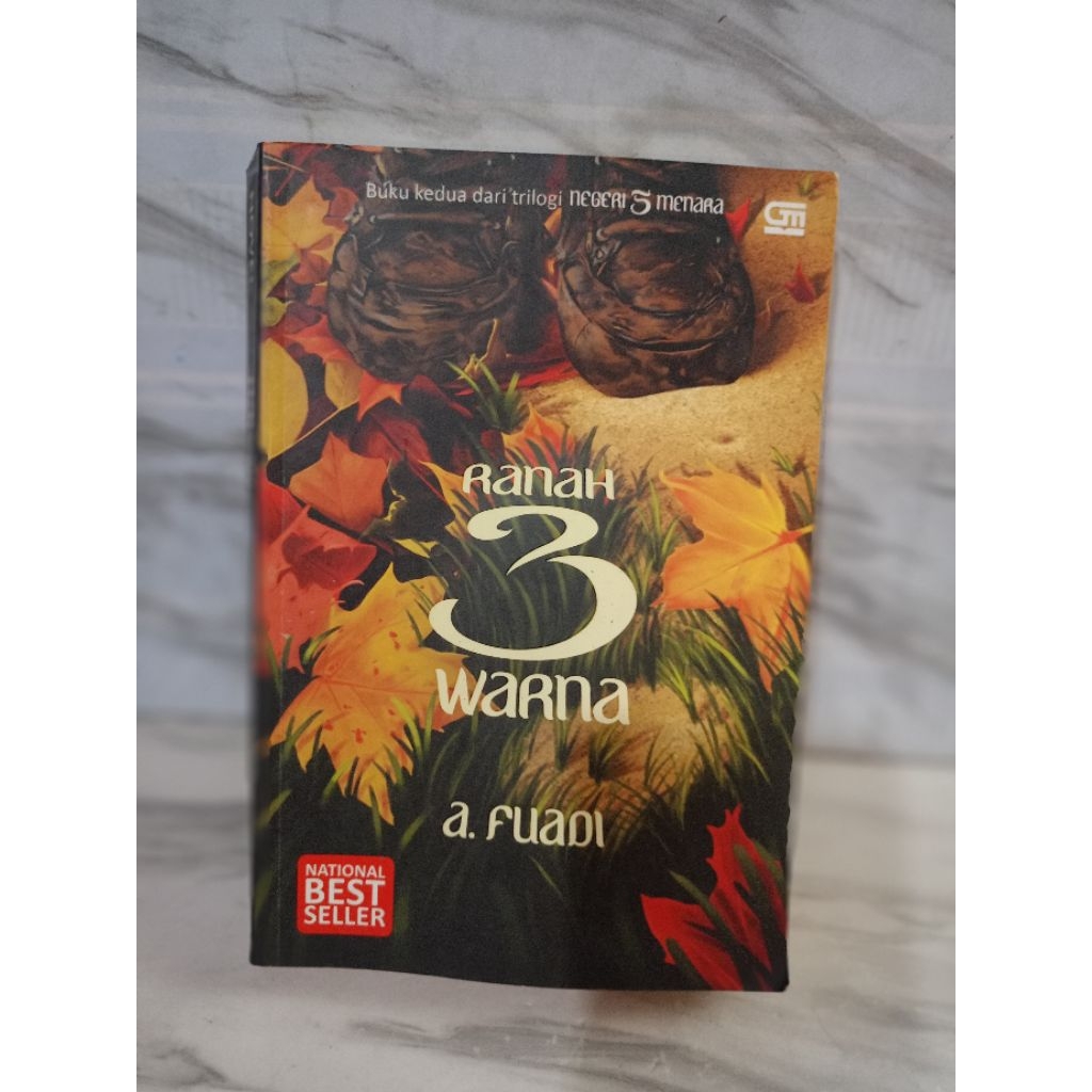 RANAH 3 WARNA by a.fuadi