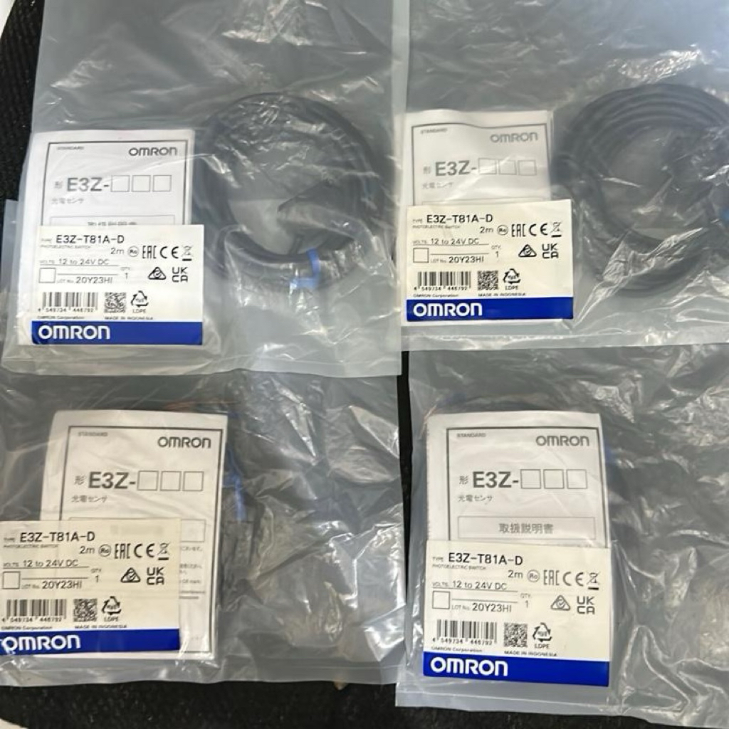 E3Z-T81A-D 2M OMRON PHOTOELECTRIC SWITCH ORIGINAL