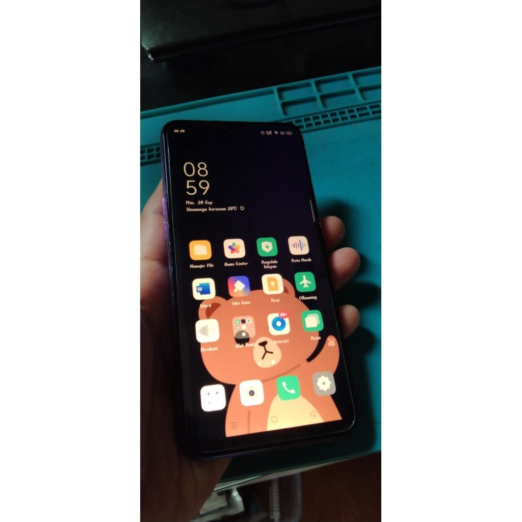 Oppo f9 normal seken bergaransi tinggal pakai