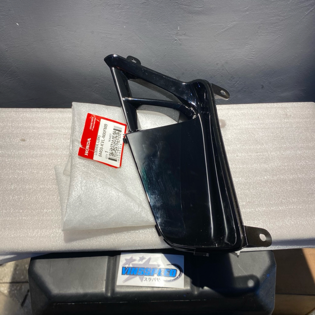 64455 KVL N00FMB LOUVER KIRI HONDA SUPRA X 125 BATMAN HITAM ORIGINAL AHM