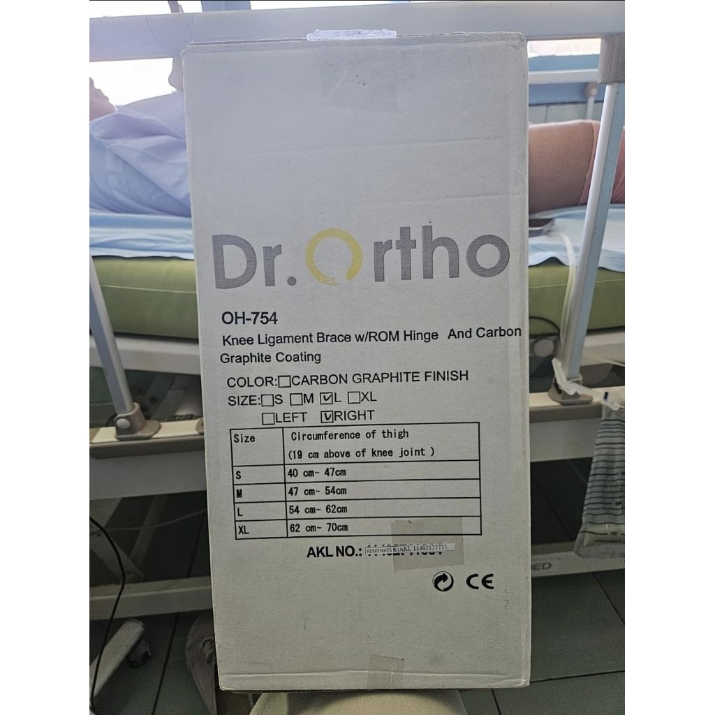 Knee Brace Dr. Ortho OH 754 Ukuran L - Kanan