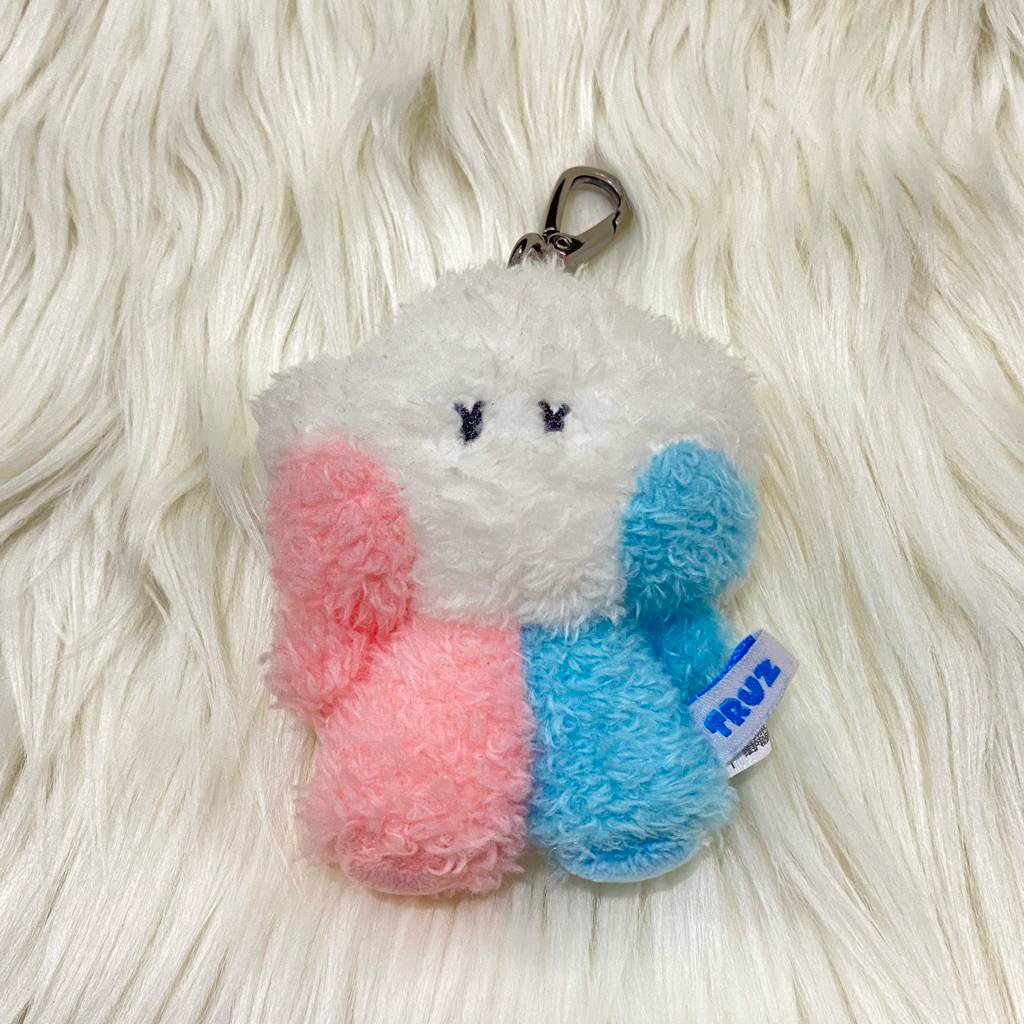 TREASURE TRUZ MININI MESSAGE BAG CHARM SOM