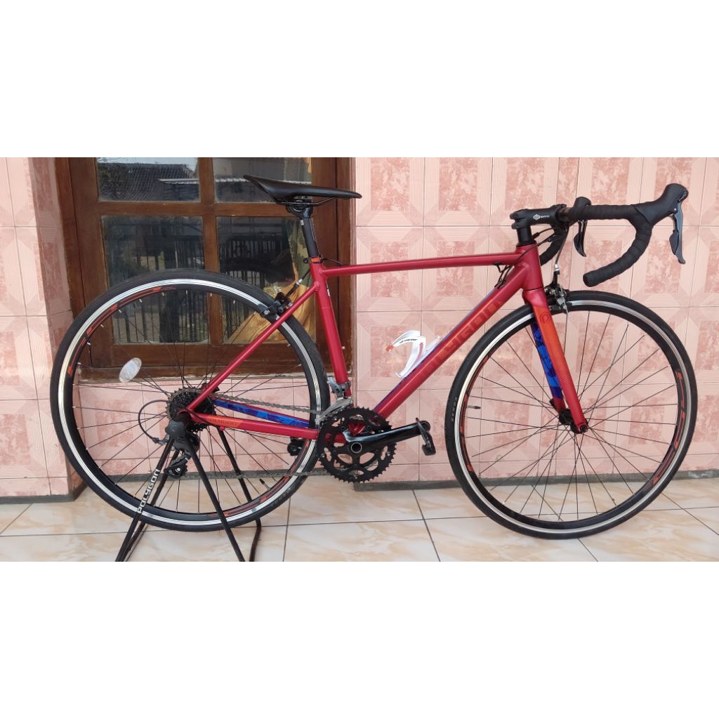 sepeda road bike polygon stratos s2