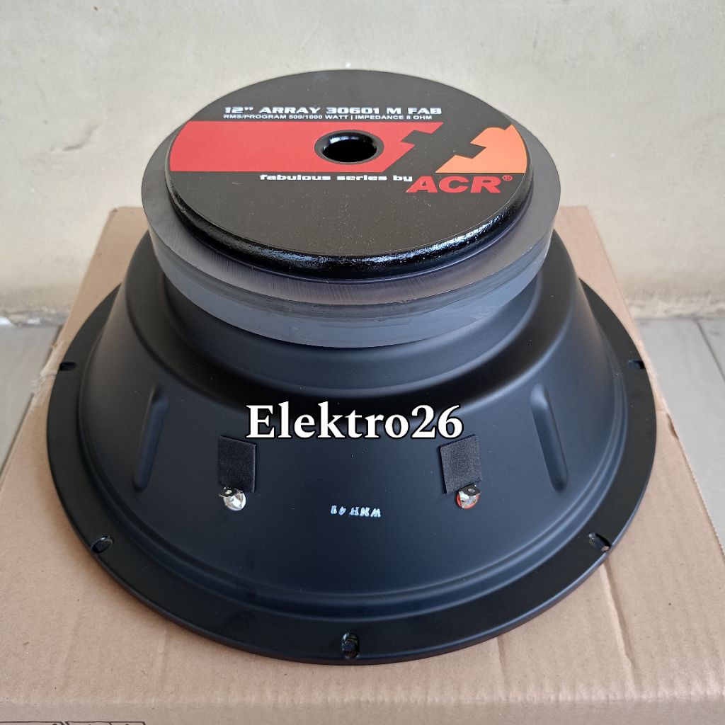 Speaker ACR Fabulous 12 inch ARRAY 30601 M Fabulous body VACUM