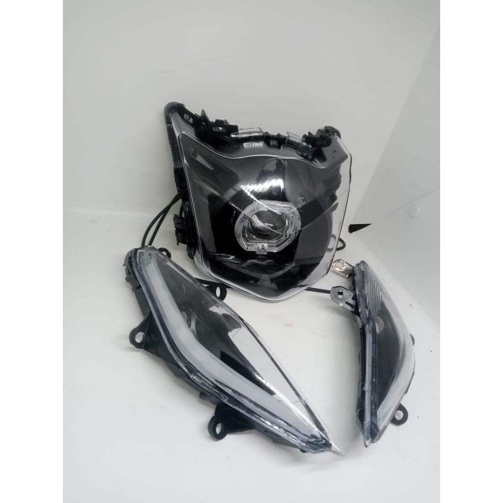 Lampu depan beat karbu ala biled+sen alis running