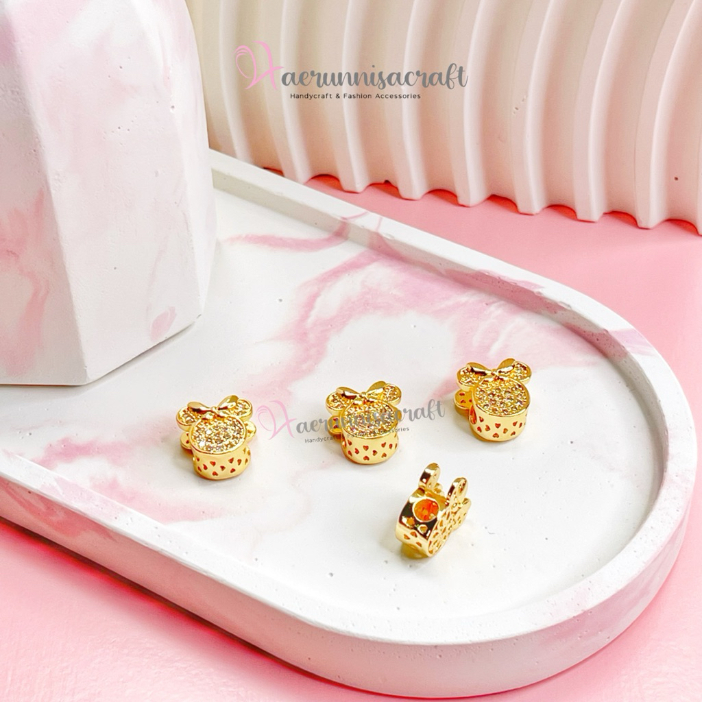Liontin/Charm MK Gold Gelang Kawat Waterproof Bakar set Charm MK Gold
