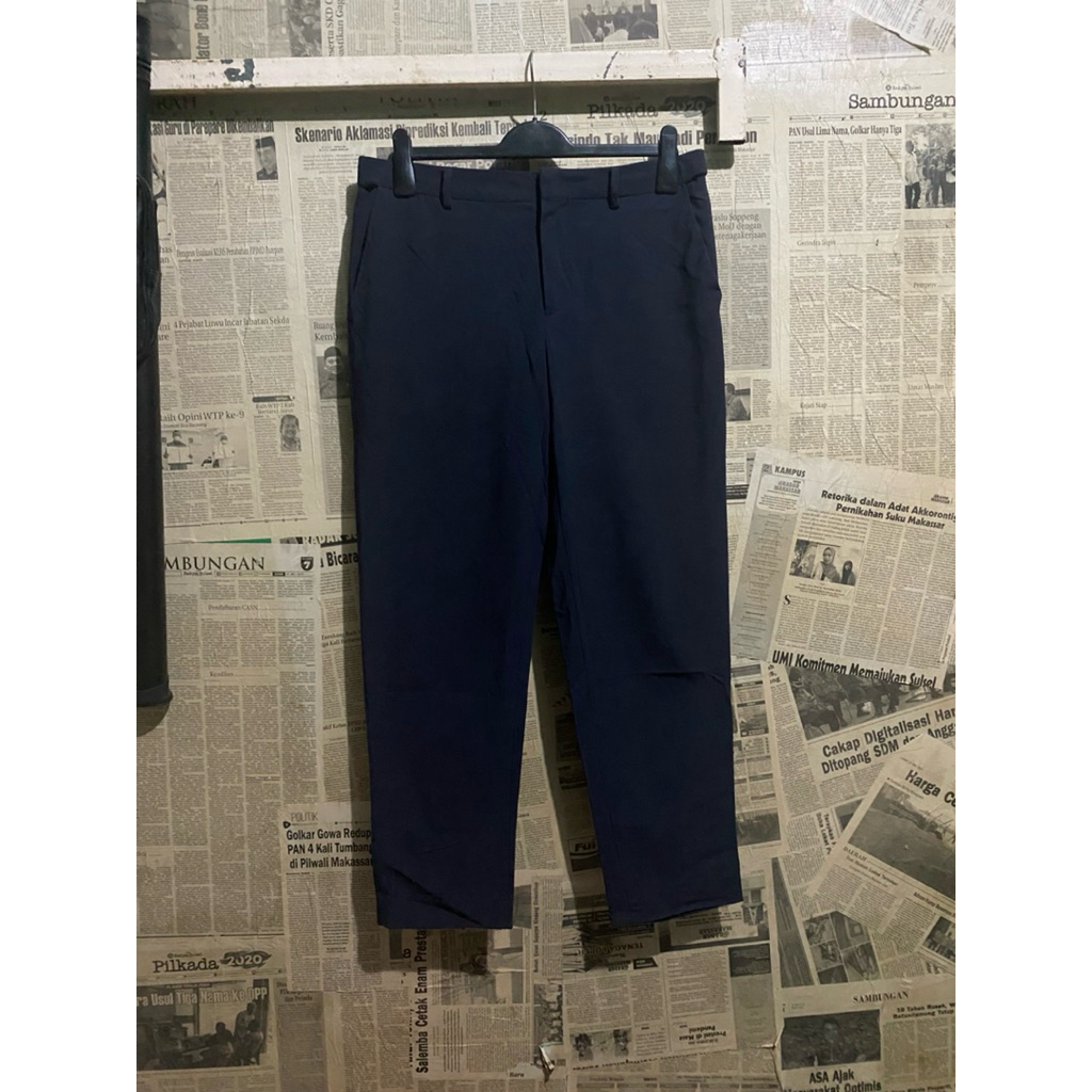 Celana Kain Hitam Giordano