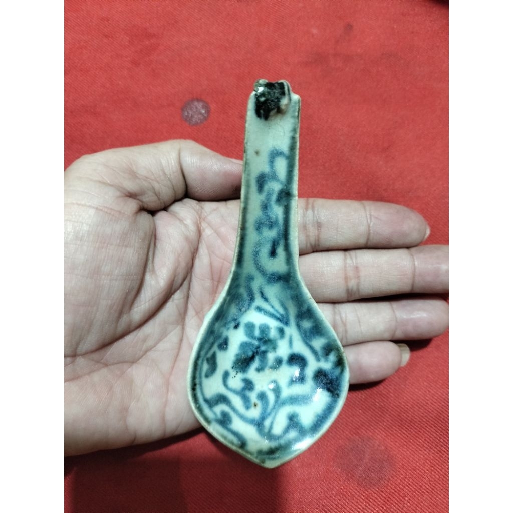 Sendok kuno china dinasti Ming temuan sungai Mahakam.mulus