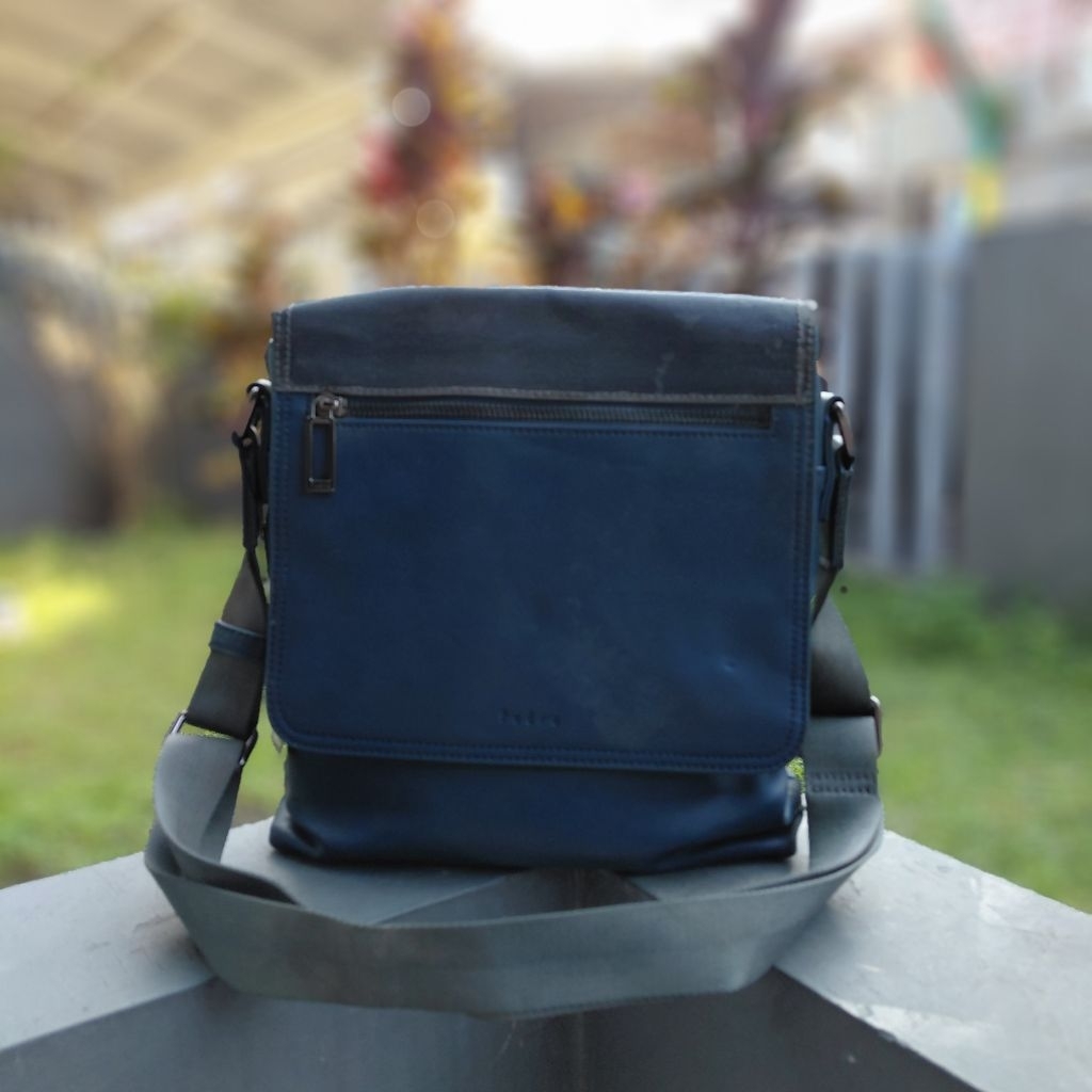 tas slempang pria Pedro