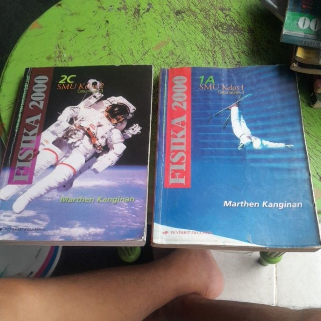 BUKU FISIKA 2000 SMA KELAS 1 CATURWULAN 1&3 KURIKULUM 1994 PENERBIT ERLANGGA JUAL SET