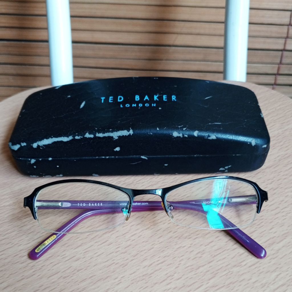 Kacamata optik merk Ted baker London original preloved