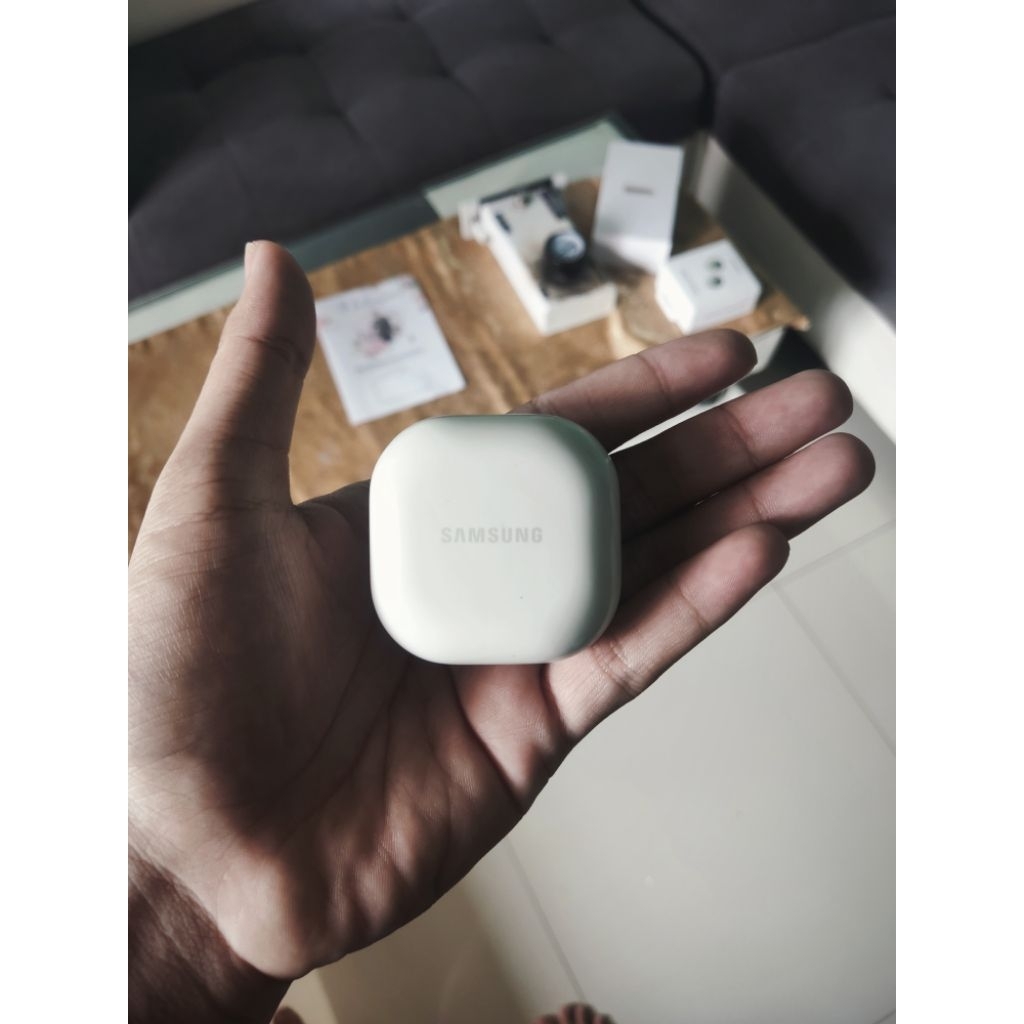 galaxy buds 2 second