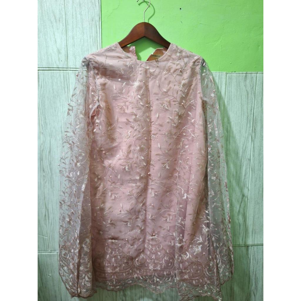 Preloved Dress Pink Brukat Wanita Bawah Lutut / Midi Dress Elegan / Gaun Pesta Kondangan Cantik