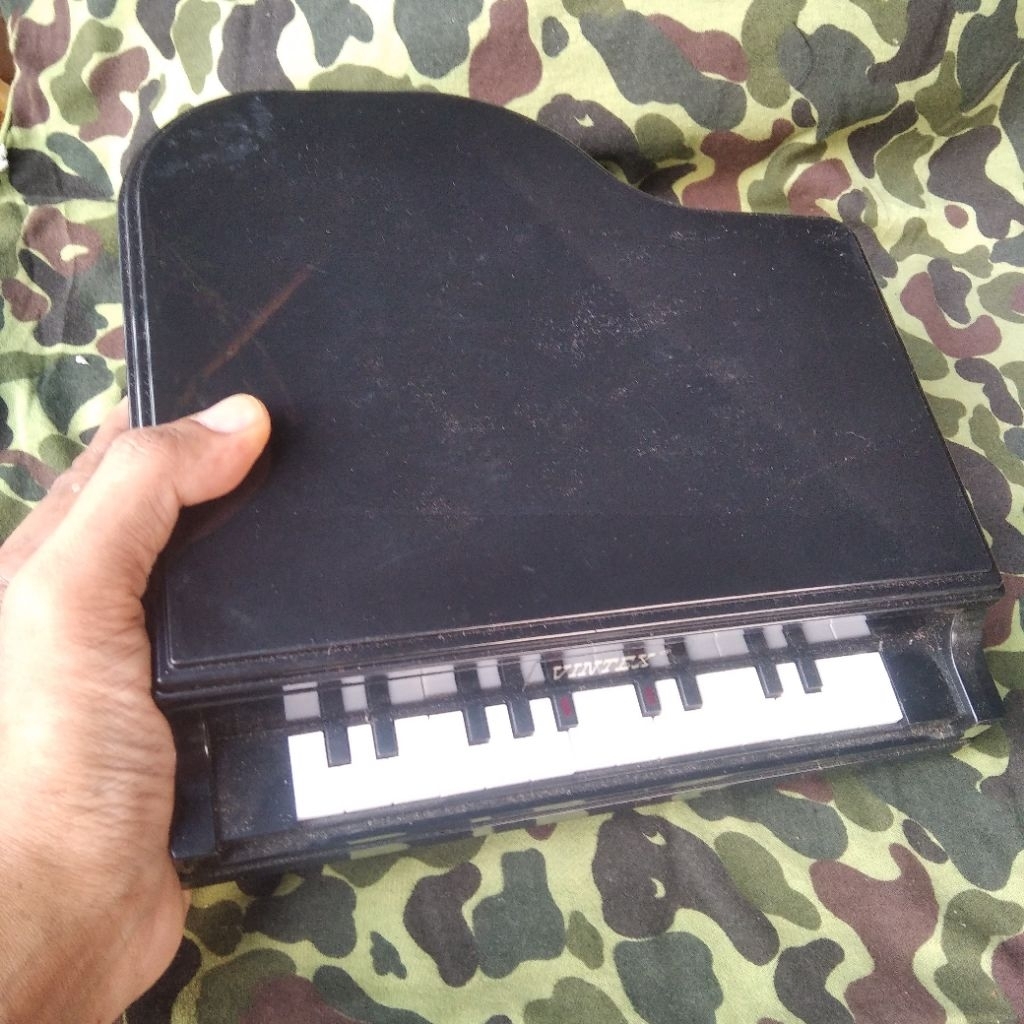 VHS Video Casette Tape Rewinder Kondisi Mati Vintex Taiwan Classic Piano Video Cassette Rewinder Pem