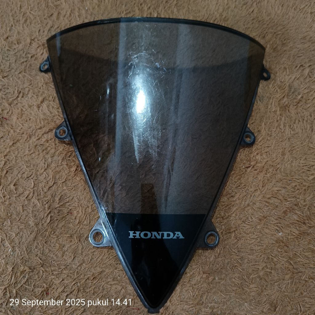 Visor windshield honda cbr 150 r k45a lampu 2 non led original copotan