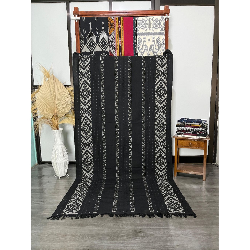 [FANTASY ETNIK] KAIN TENUN JEPARA|KAIN TENUN TROSO|KAIN TENUN TORAJA|KAIN TENUN MOTIF(PADMA HITAM)