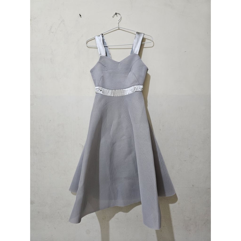 Grey Flared Party Dress / Dress Pesta Renda Kembang