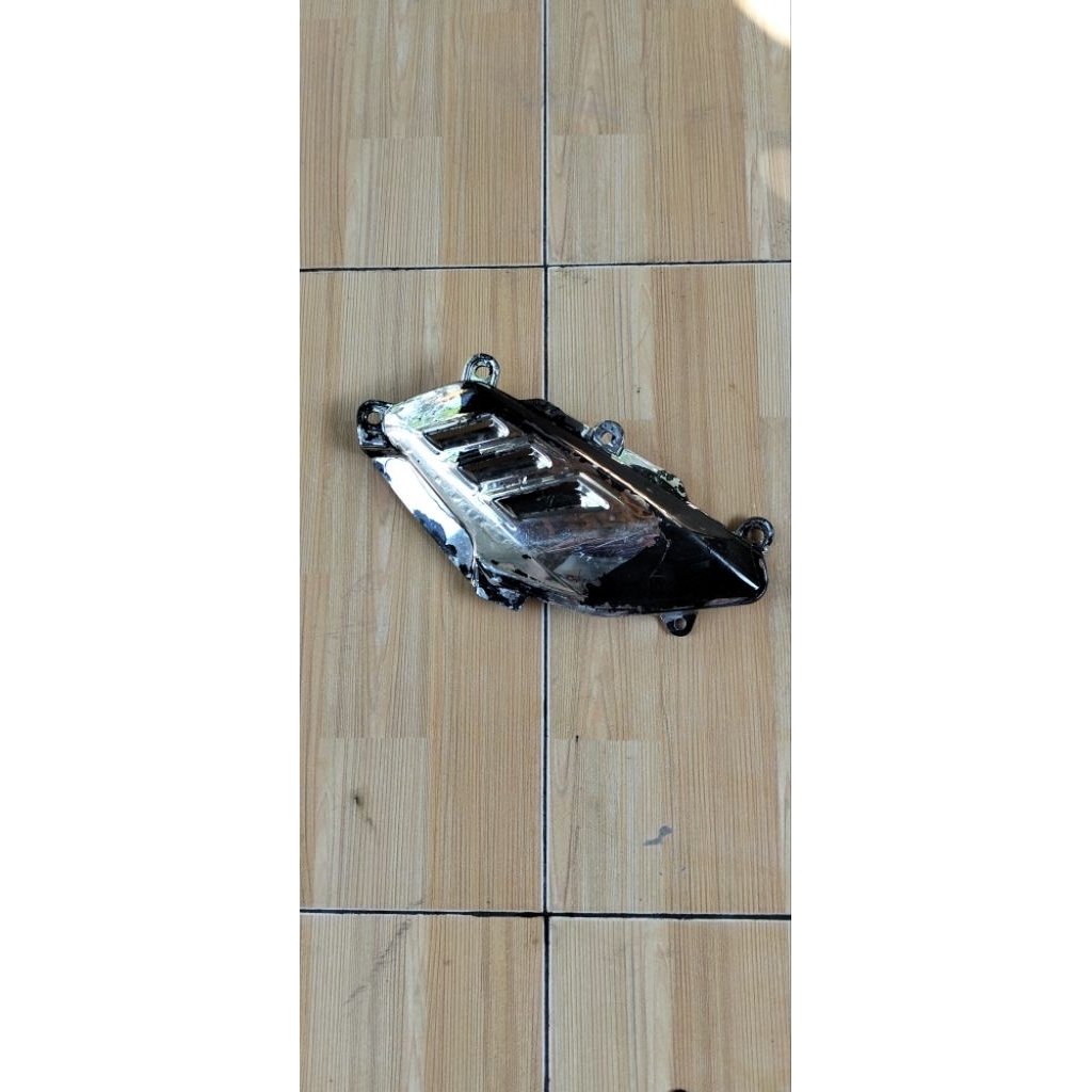 sirip hiu Nmax old lubang