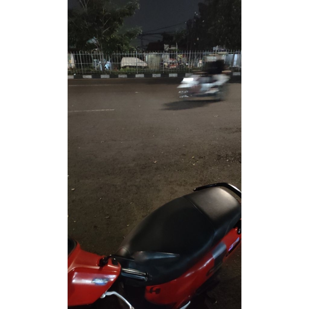 Jaket Iwearzule Varsity Mulus Siap Pake