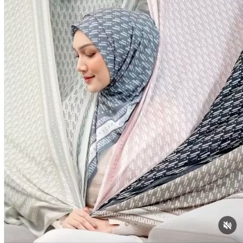 Arascraf Monogram Series