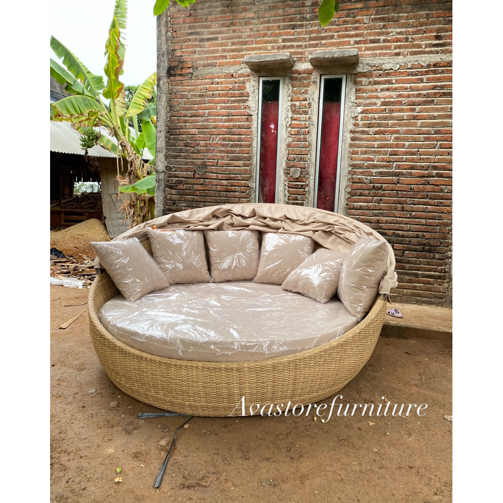Daybed rotan sintetis outdoor / daybed pool rattan syntetic