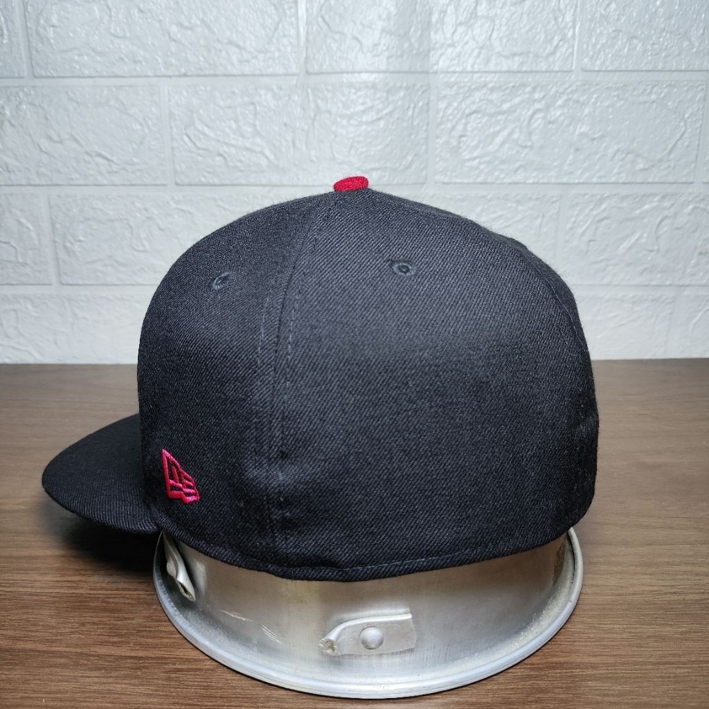 Topi jordan x new era