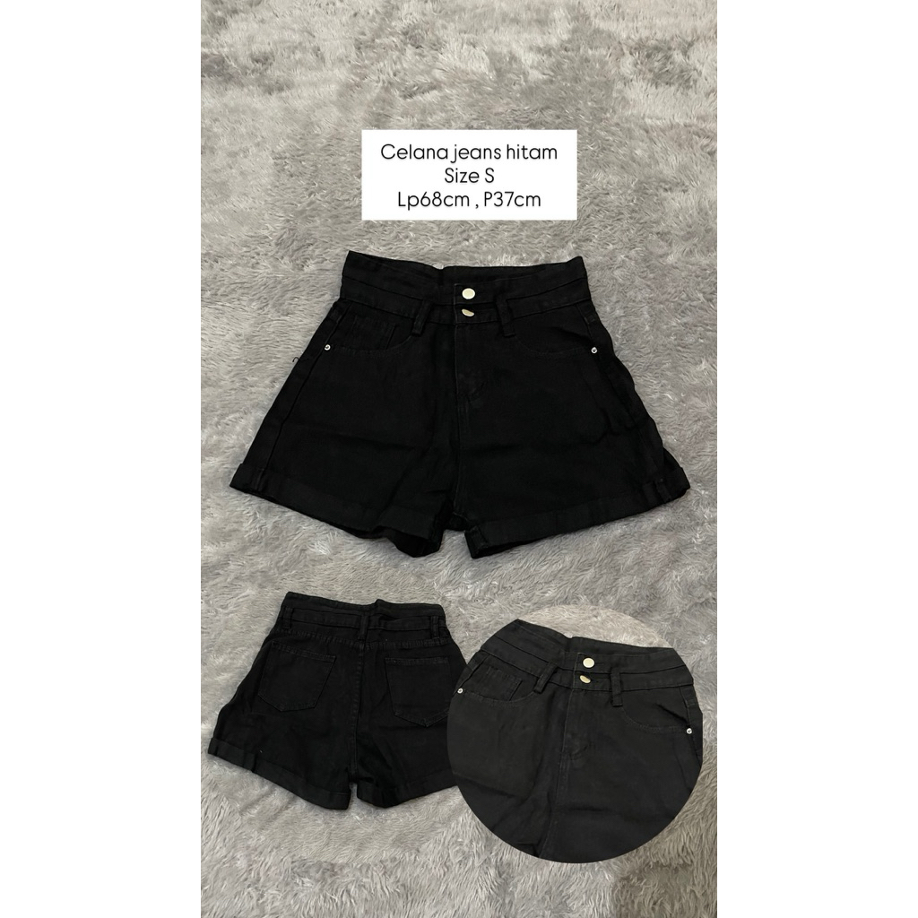 celana pendek jeans / celana jeans wanita hitam kode A01