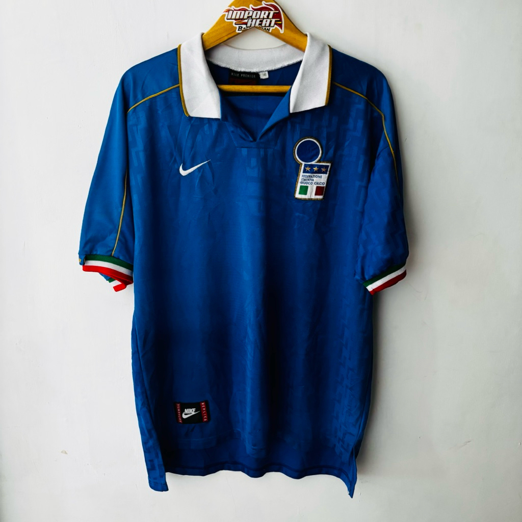 Nike Italy 1995/1996 Home Jersey Original