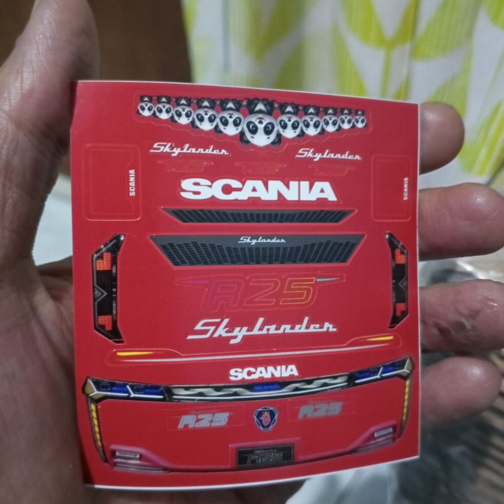 miniatur bus stiker headlamp skylander r25 scania