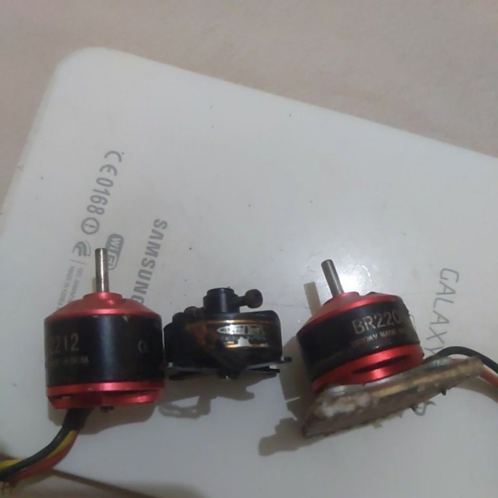 motorbrushless dinamo remot kontrol rc pesawat