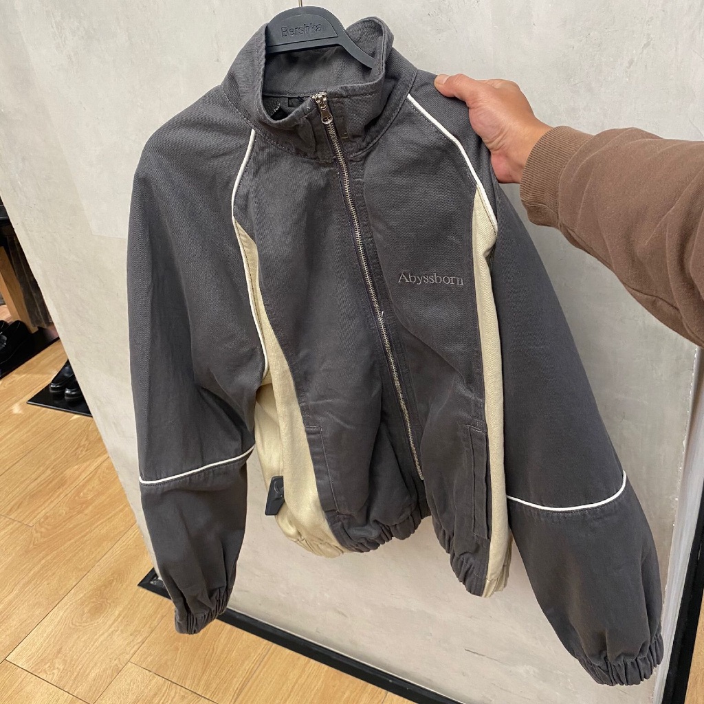 Jastipp. Jacket Denim Zipper Bershka (MAN)