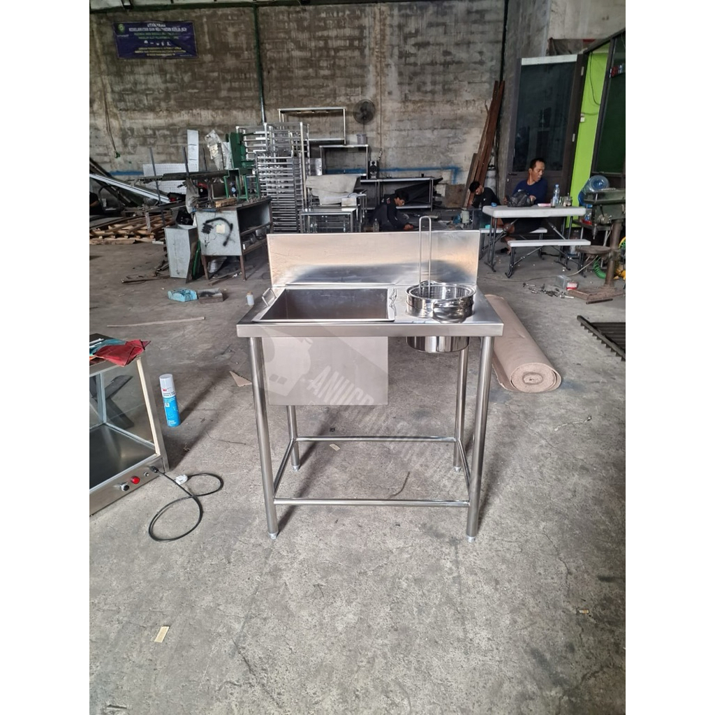 meja dusting meja pengepung fried chicken