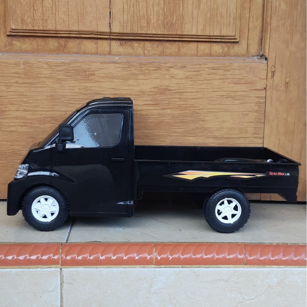 Mainan Mobil Pickup Traga, Grandmax dan Kijang Murah - Mainan Mobil Pickup Murah Viral