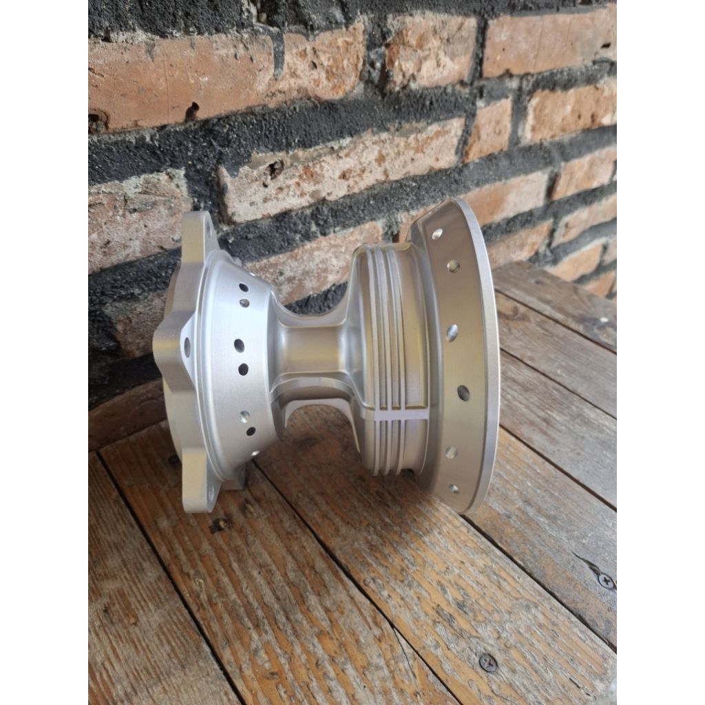 TROMOL BELAKANG CRF230