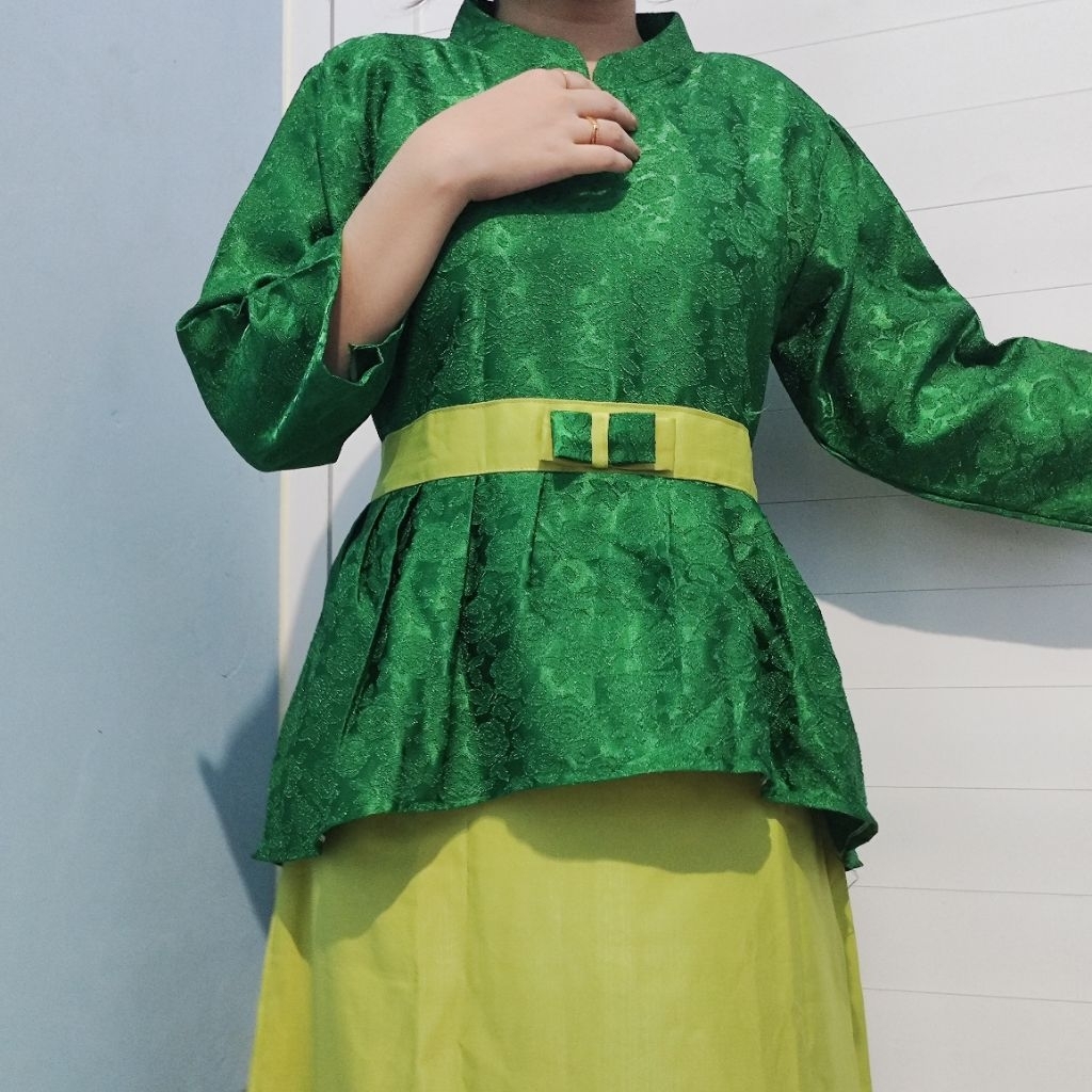 [Preloved] Baju kondangan / dress / baju pesta (Free hijab random)