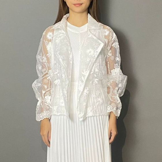 Magnolia Collection Atasan Wanita Lace Blazer Brokat Putih