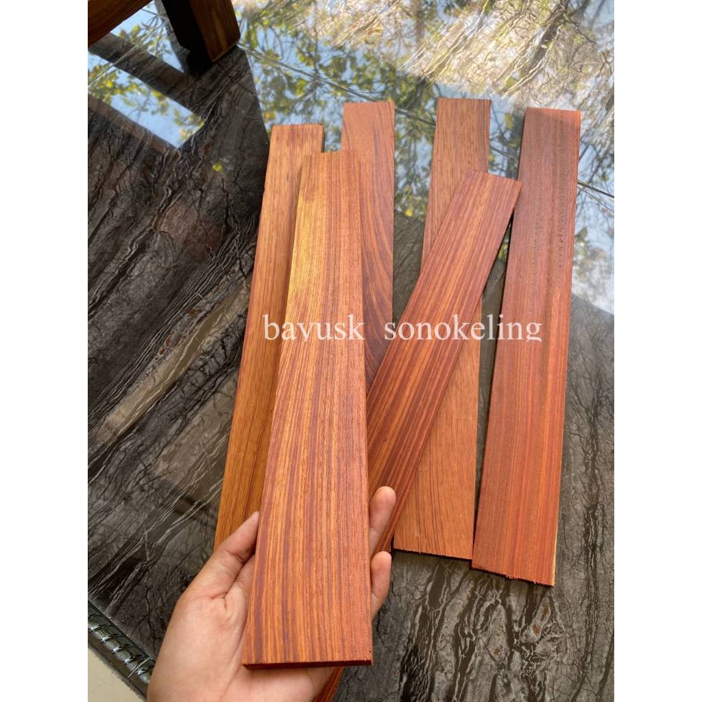 Ready kayu rengas merah asli paket ukuran 1 x 5 x 50 cm ( isi 10 pcs )