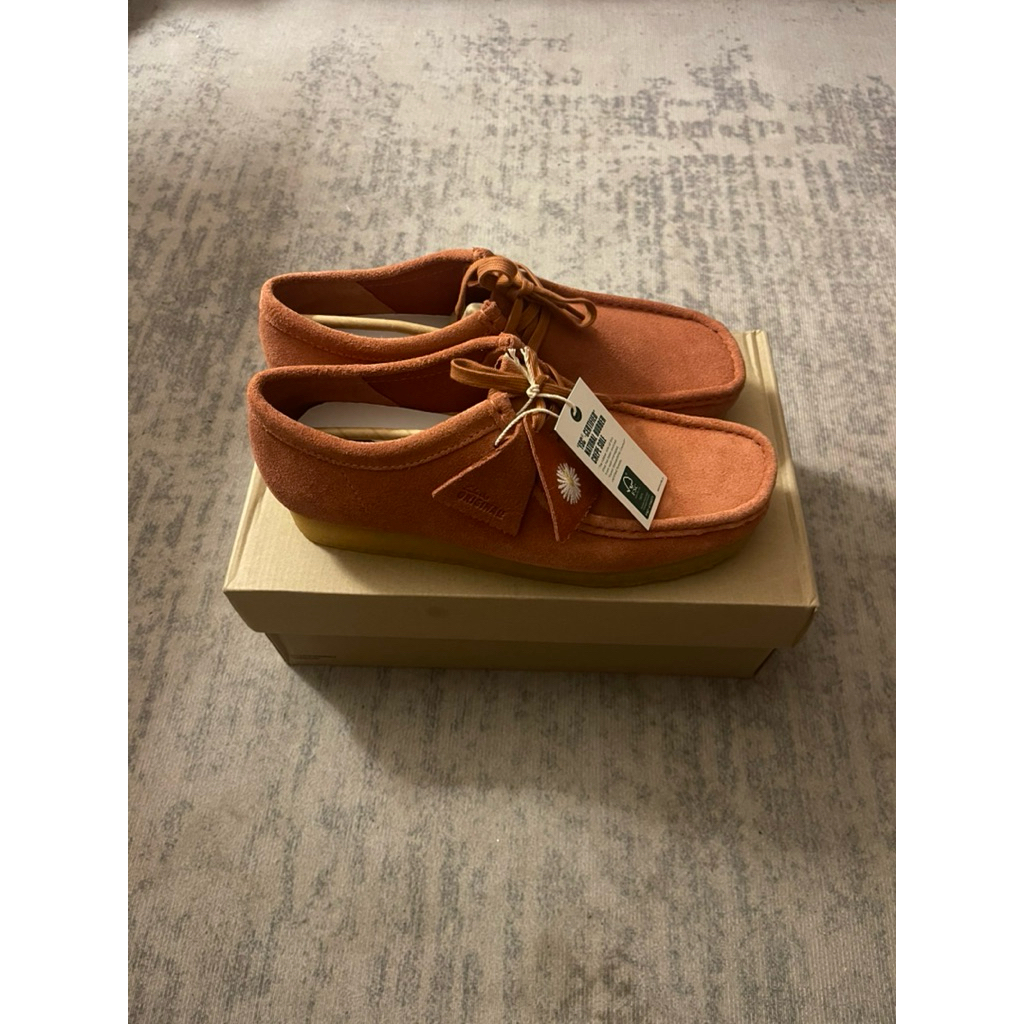 Clarks Wallabee Terracotta Suede