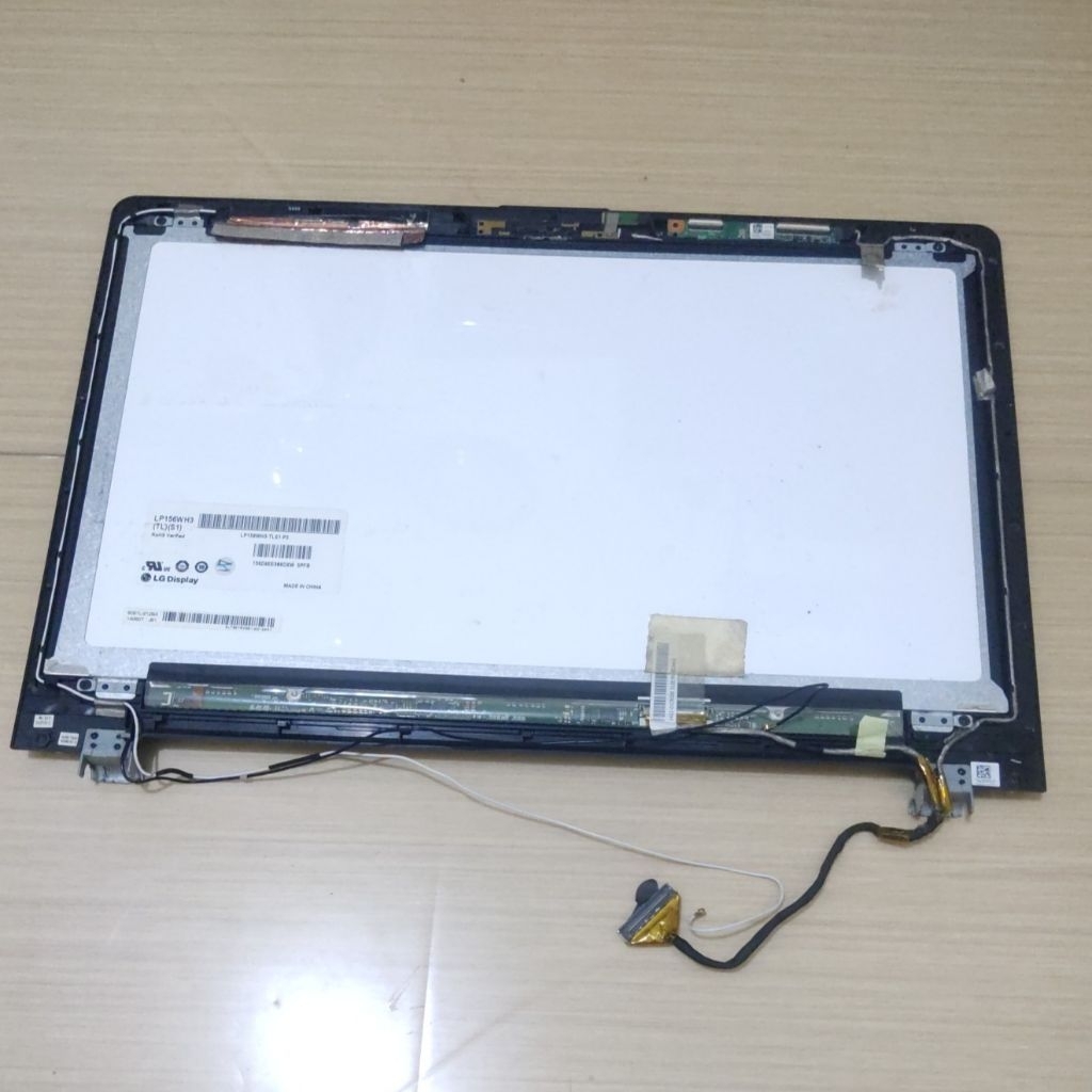 Lcd Touchscreen Laptop Asus S550C normal