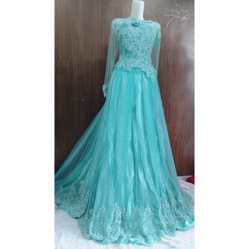 Dress wedding syar'i