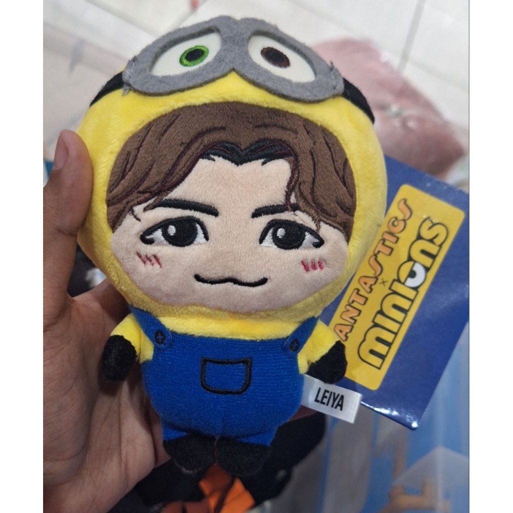 Official GENERATION EXILE TRIBE LEIYA x MINION